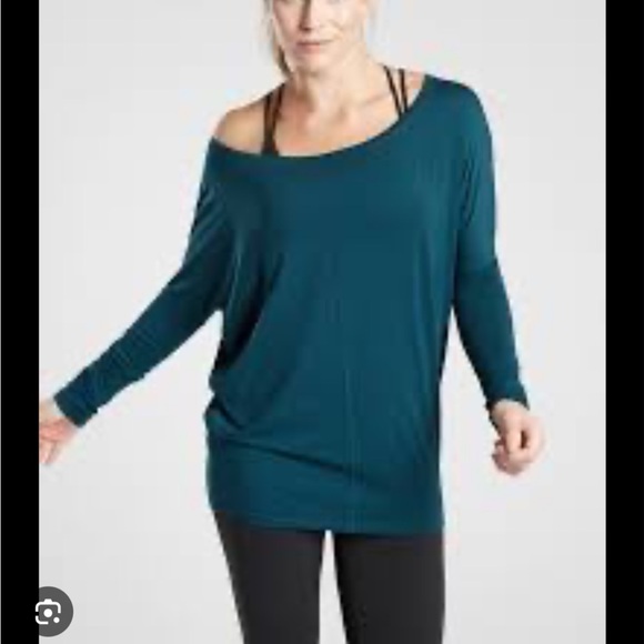 Athleta Tops - NWT Athleta Blue Dark Vista Teal Essence Flow Top Size S